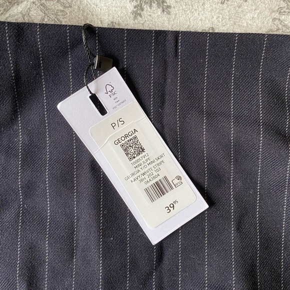 Dynamite skirt - Picture 2 of 2